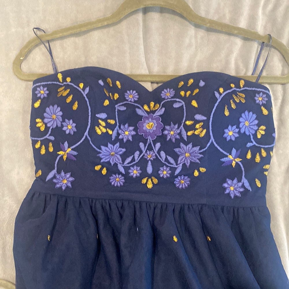 ModCloth strapless dress. Medium.